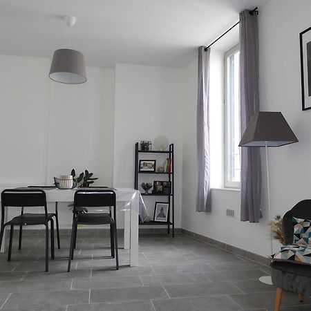 Maison Carree/Coeur Historique De Nimes - Superbe Appt 55M² Екстериор снимка