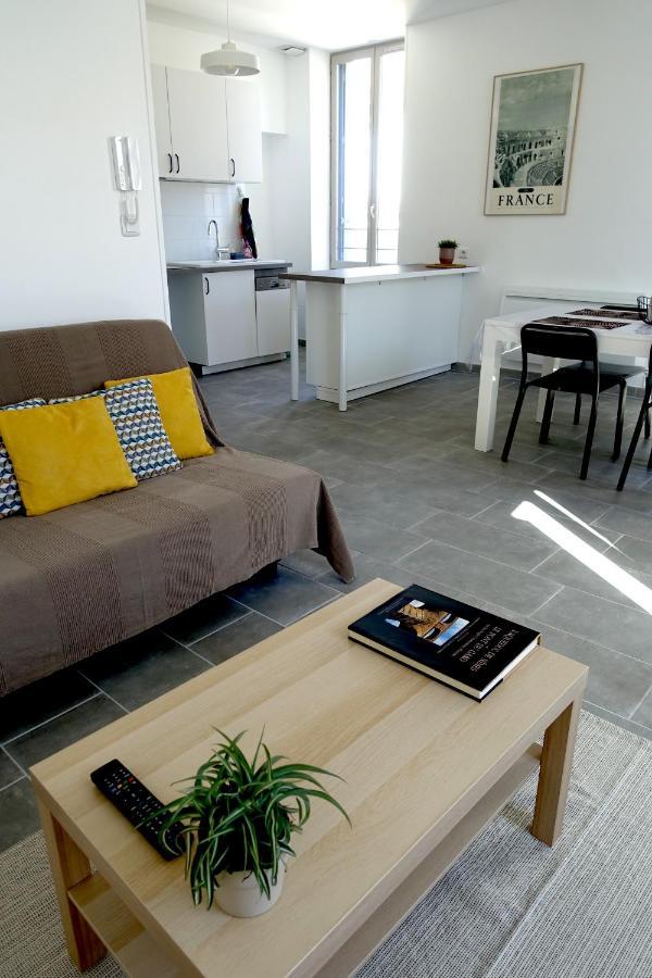 Maison Carree/Coeur Historique De Nimes - Superbe Appt 55M² Екстериор снимка