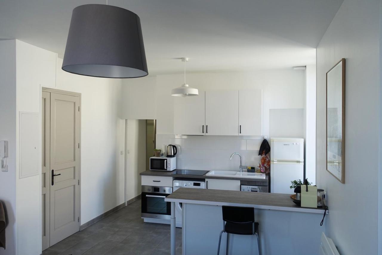 Maison Carree/Coeur Historique De Nimes - Superbe Appt 55M² Екстериор снимка